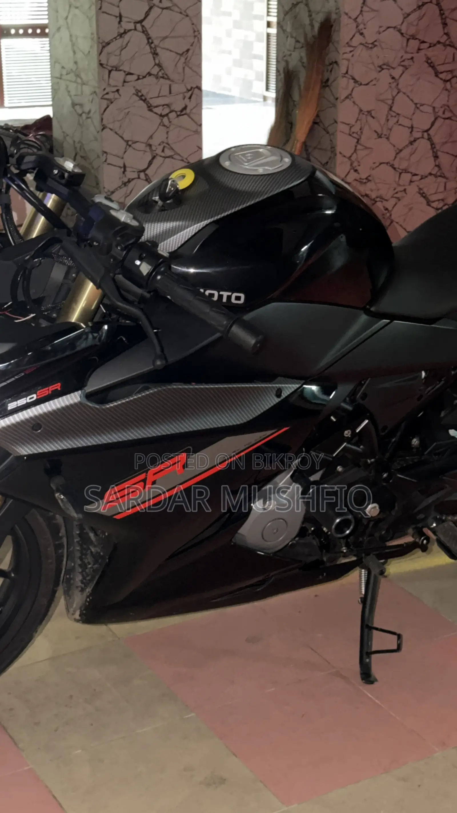 CFMoto 250SR 2025 Black