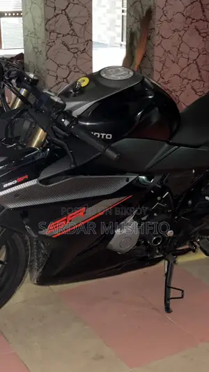 CFMoto 250SR 2025 Black