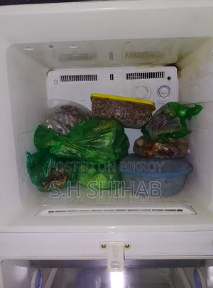 Samsung Fridge for sale approx 315 liters +