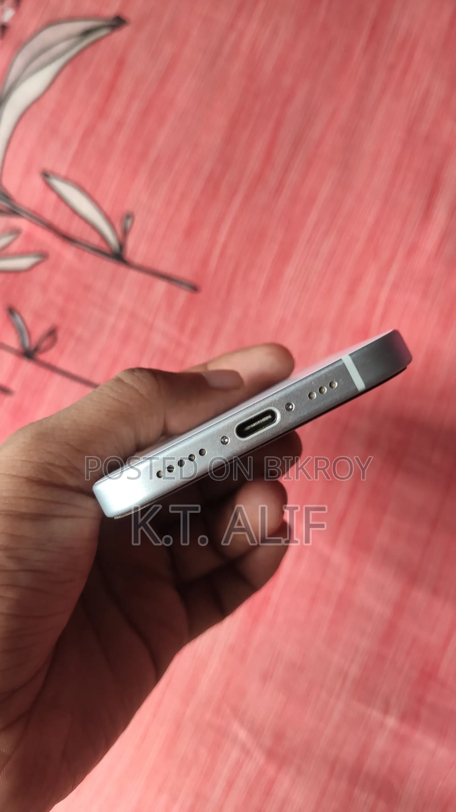 Apple iPhone 15 128 GB White