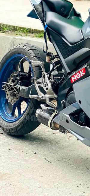 Leo Vince Exhaust