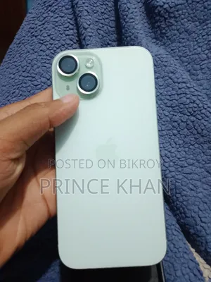 Apple iPhone 15 128 GB Green