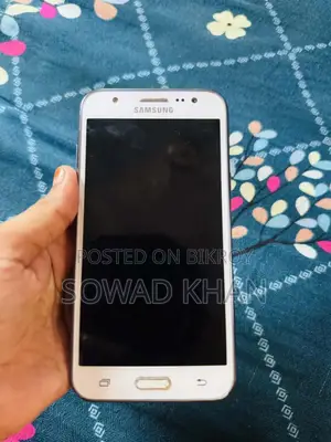 স্যামসাং গ্যালাক্সি জে৫ ৮ জিবি সাদা