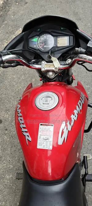 Hero Glamour 2020 Red