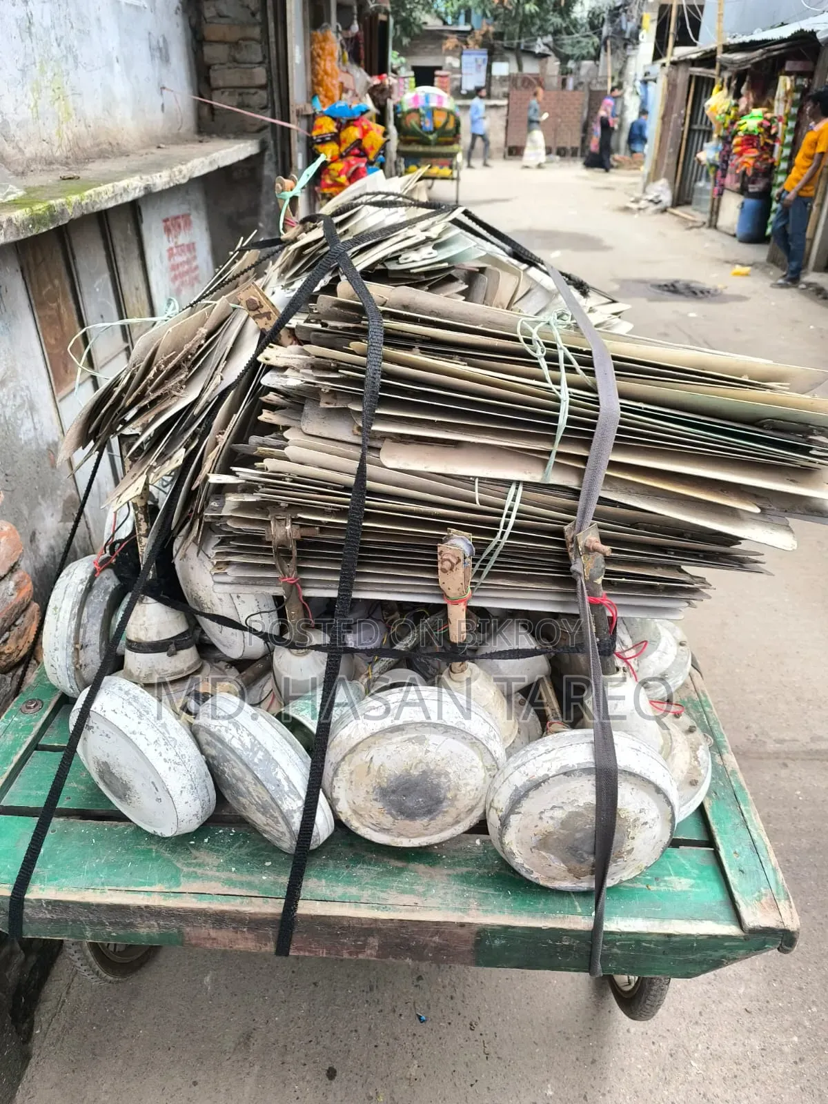 টঙ্গি ন্যাশনাল ফ্যান ৫২ পিস