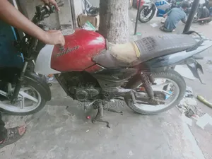 Bajaj Pulsar 150 2014 Red
