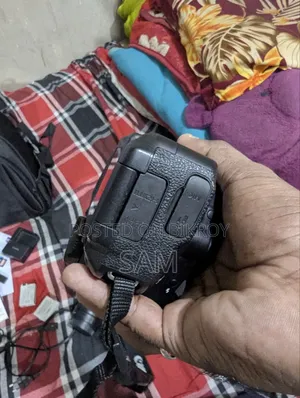 Canyon 700d Sell and Exchange