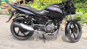 Bajaj Pulsar 150 2023 Black