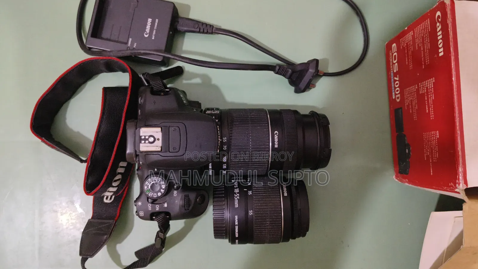 DSLR- Canon 700d