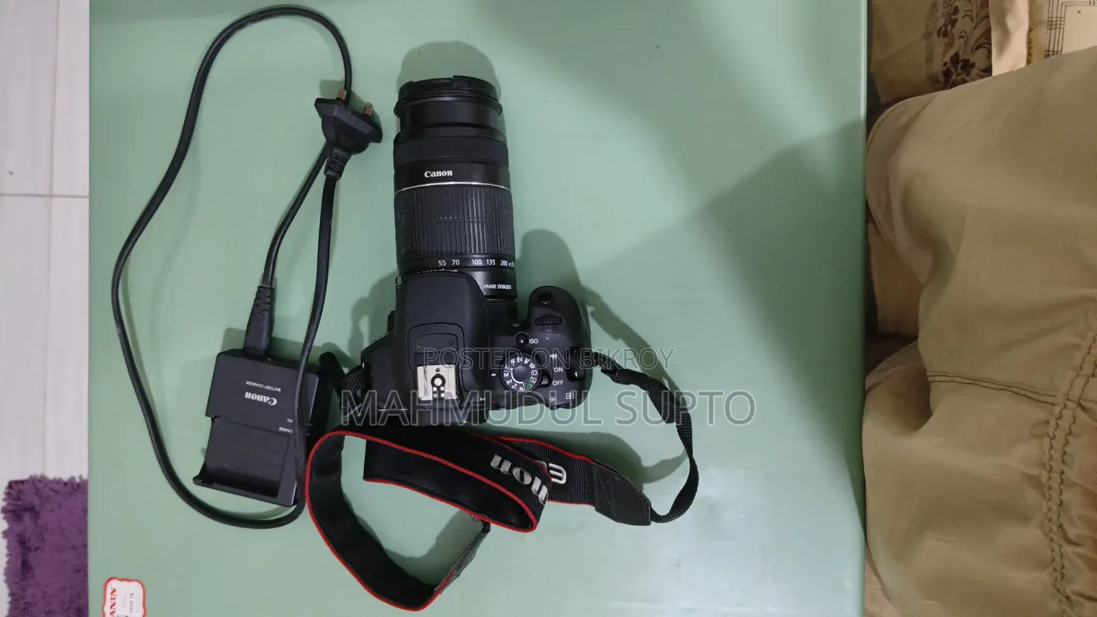DSLR- Canon 700d