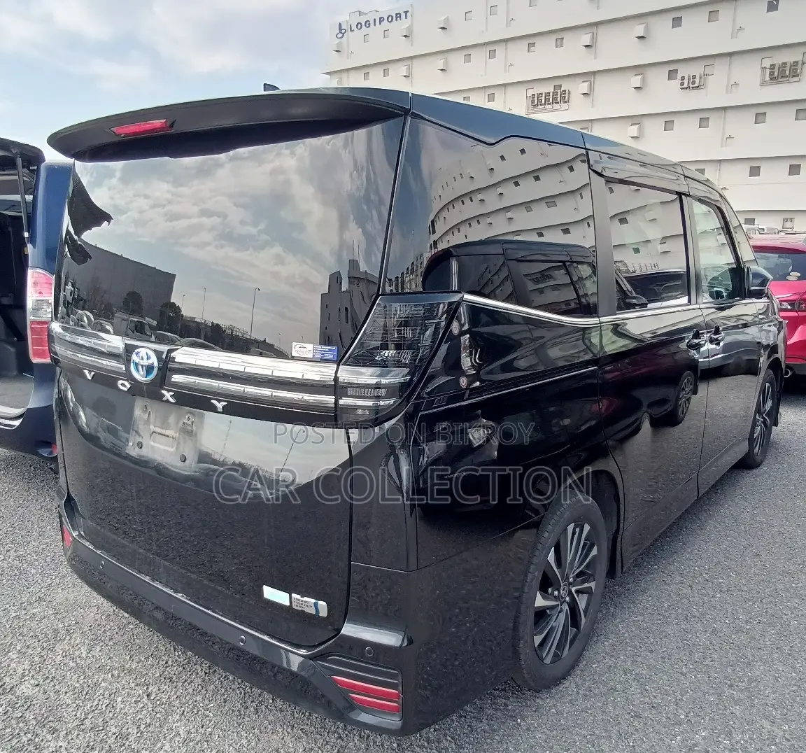 Toyota Voxy 2023 Black