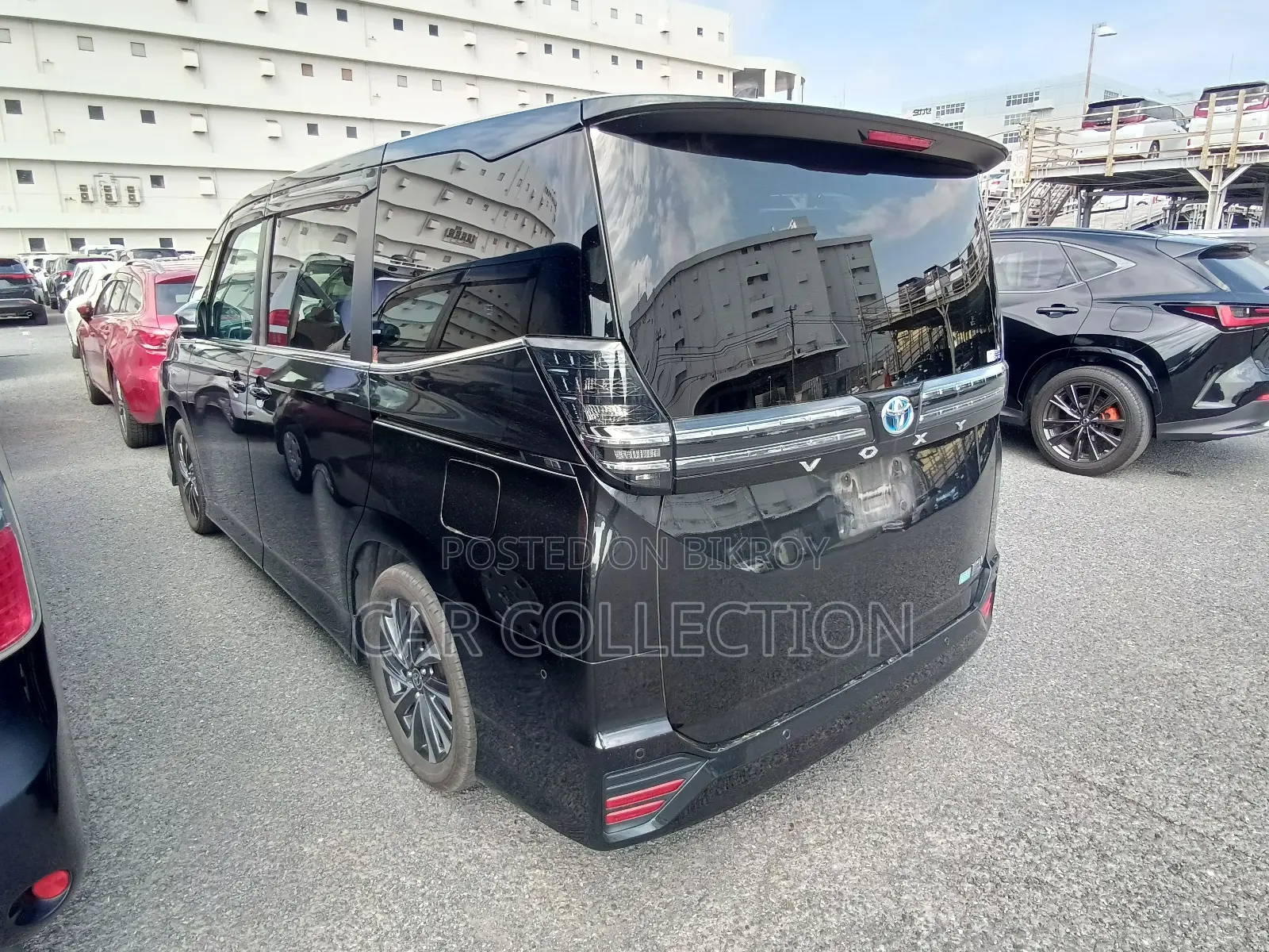 Toyota Voxy 2023 Black
