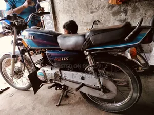 Yamaha 1997 Blue