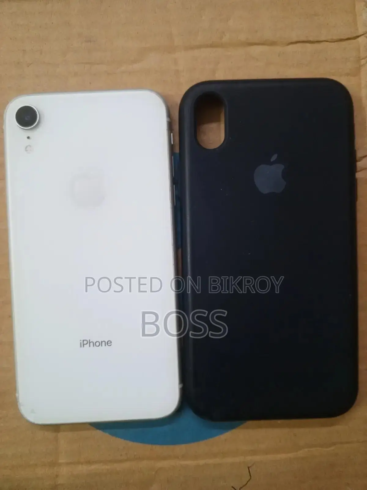 Apple iPhone XR 64 GB White