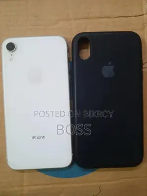 Apple iPhone XR 64 GB White
