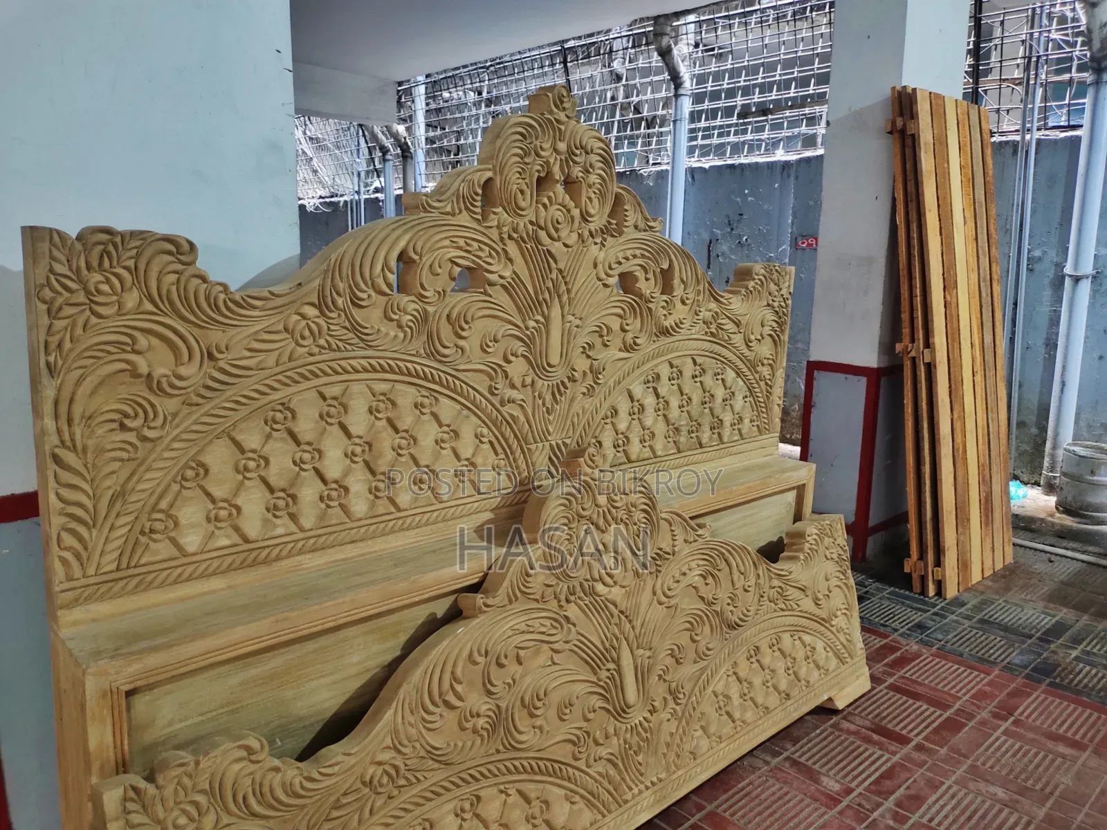 Bed for Sale 6/7 Feet
