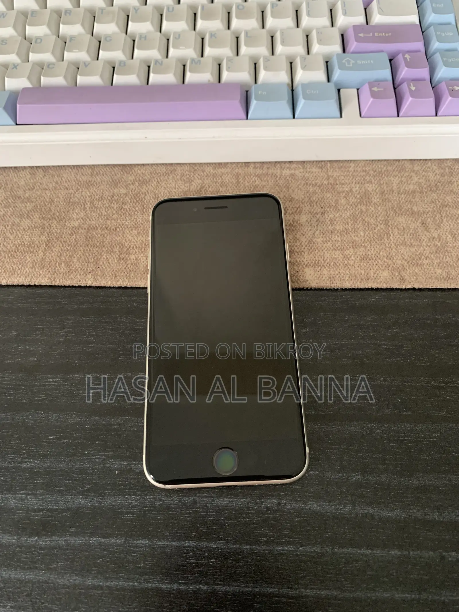 Apple iPhone SE (2022) 64 GB White