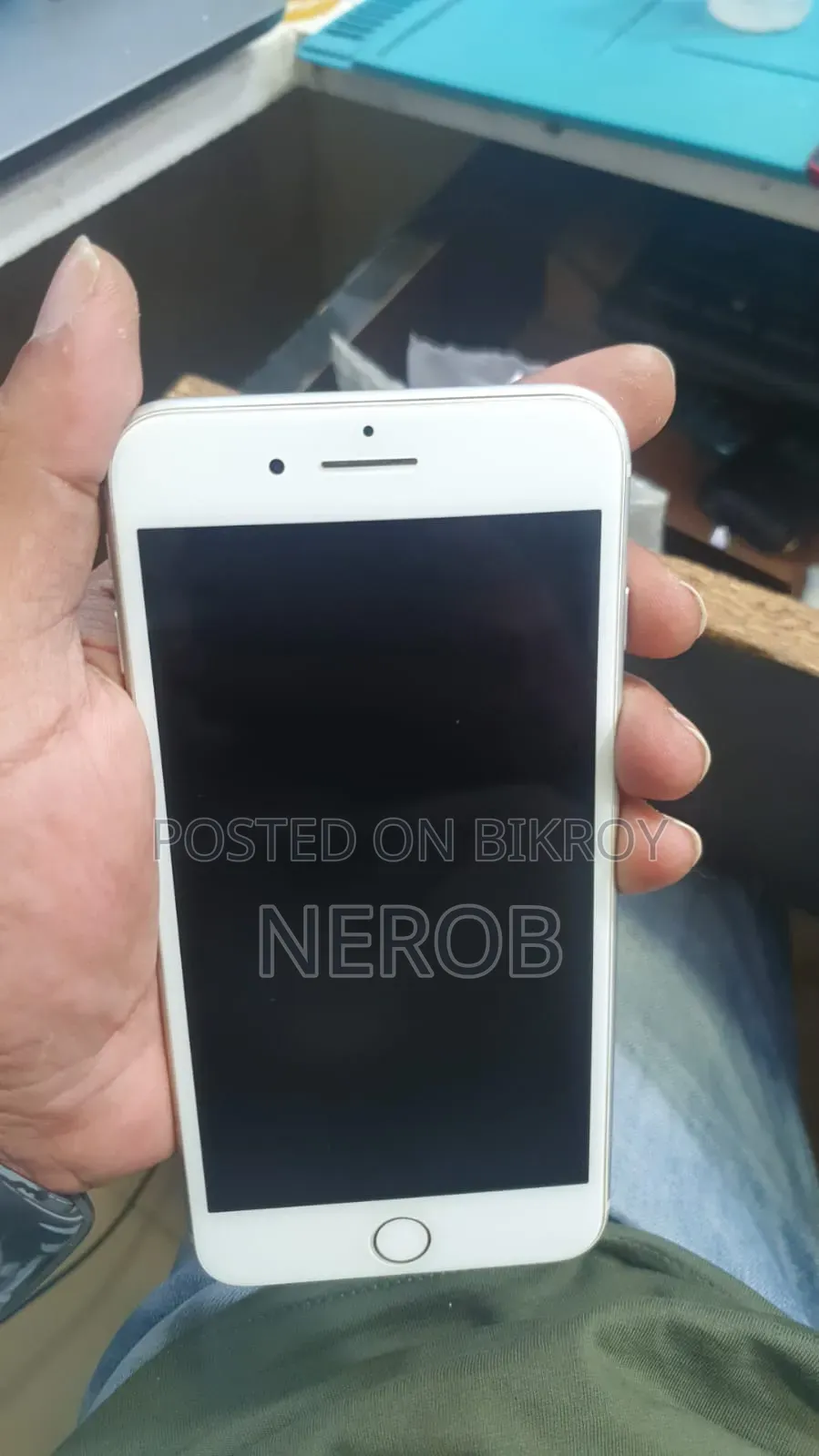 Apple iPhone 8 Plus 64 GB White