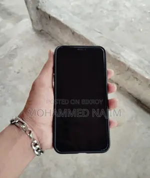 New Apple iPhone XS Max 64 GB Black