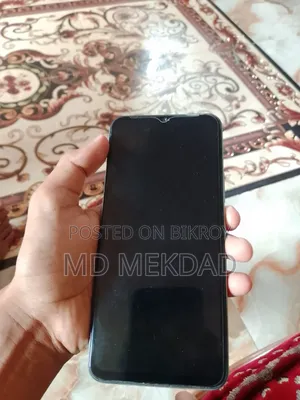 Vivo Y03 64 GB