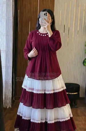 Trendy Ladies Tops and Skirt Set