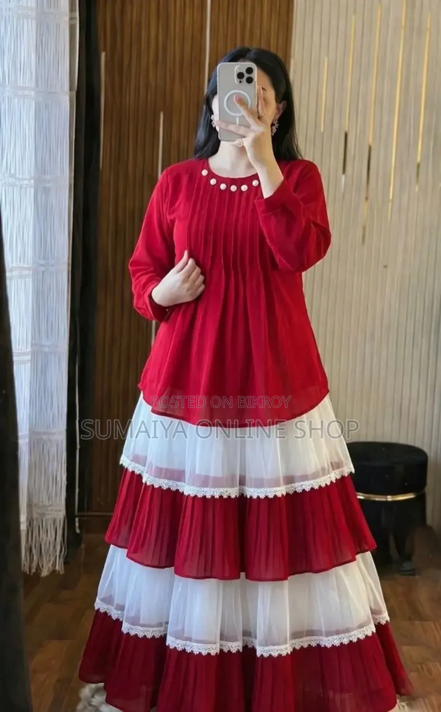 Trendy Ladies Tops and Skirt Set