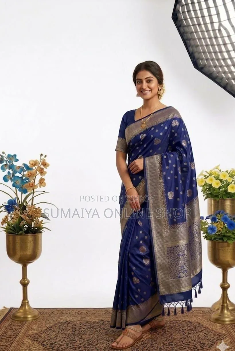 Japanese Silk Saree With Blouse Piece