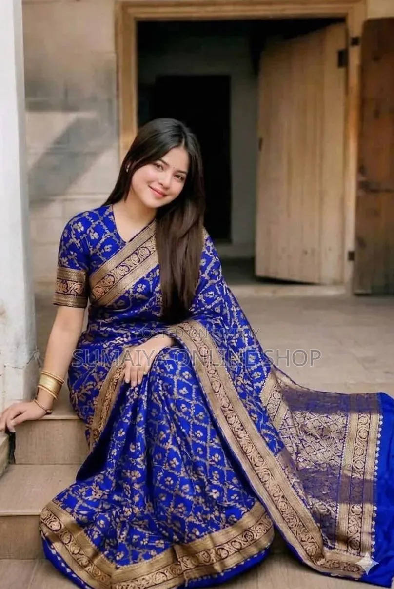 Japanese Silk Saree With Blouse Piece