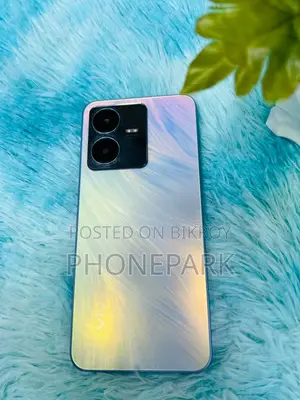 Vivo Y22s 128 GB Blue