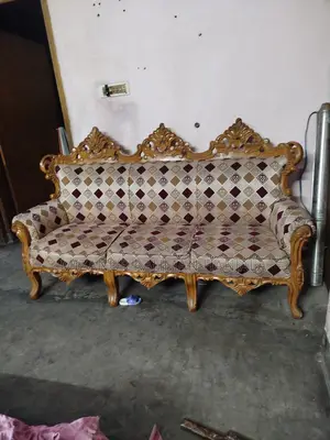 জরুরি টাকার প্রয়োজন