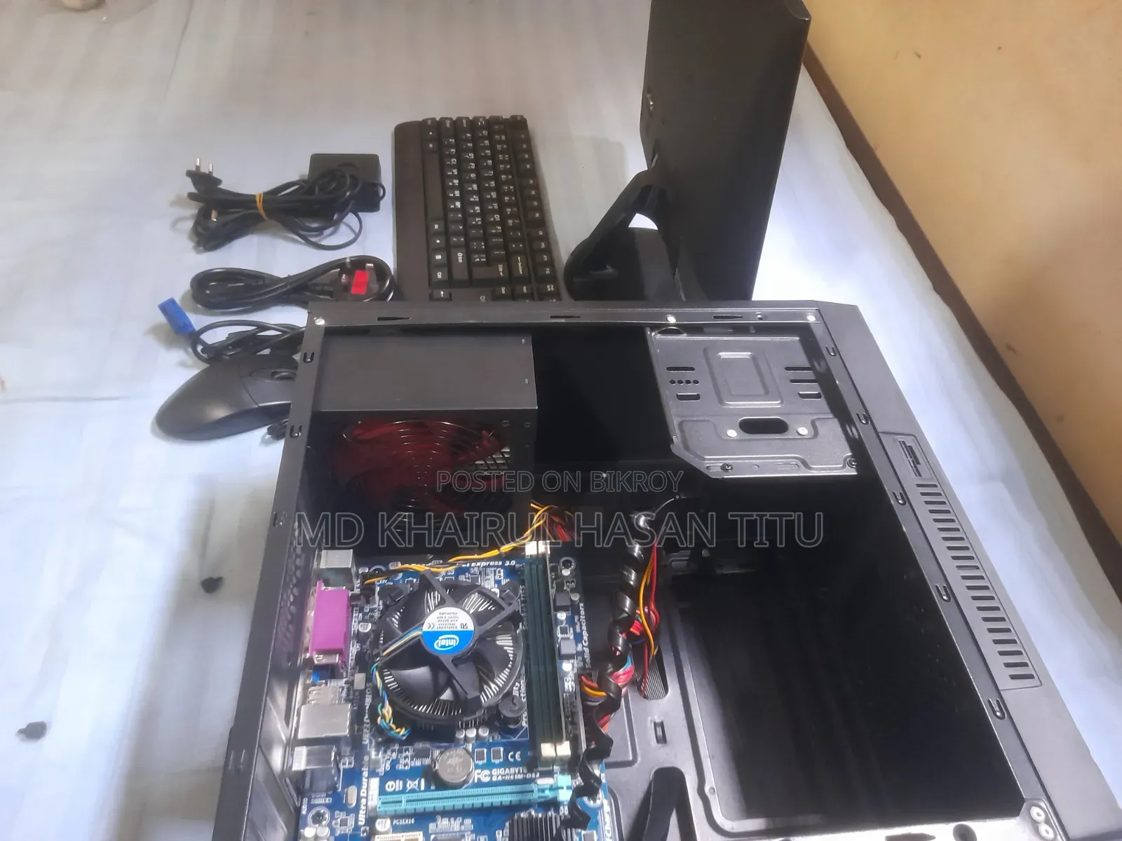 Desktop Computer Gigabyte GB-BNi5HG6-1060 4GB Intel Core I3 SSD 128GB