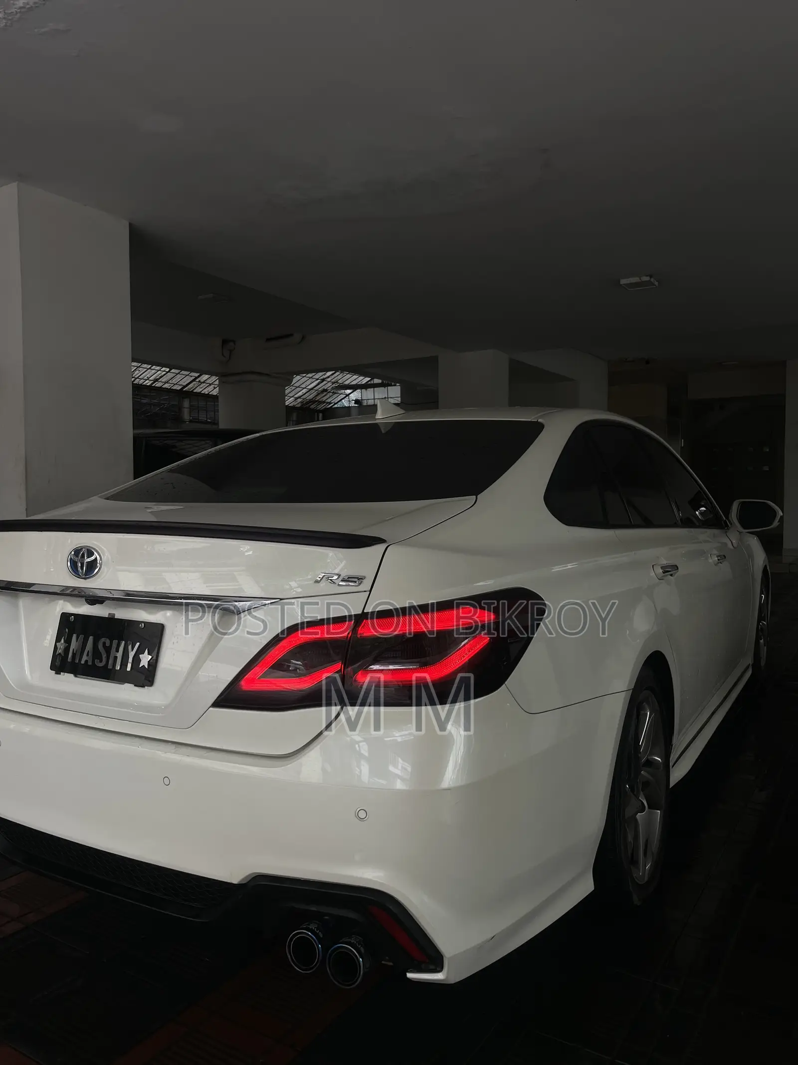 Toyota Crown 2018 Pearl