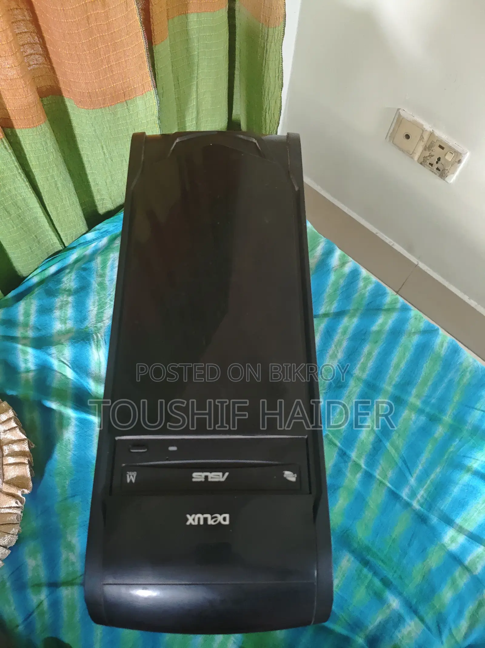 Desktop Computer Gigabyte GB-BNi5G4-1050Ti 8GB Intel Core i3 HDD 1TB