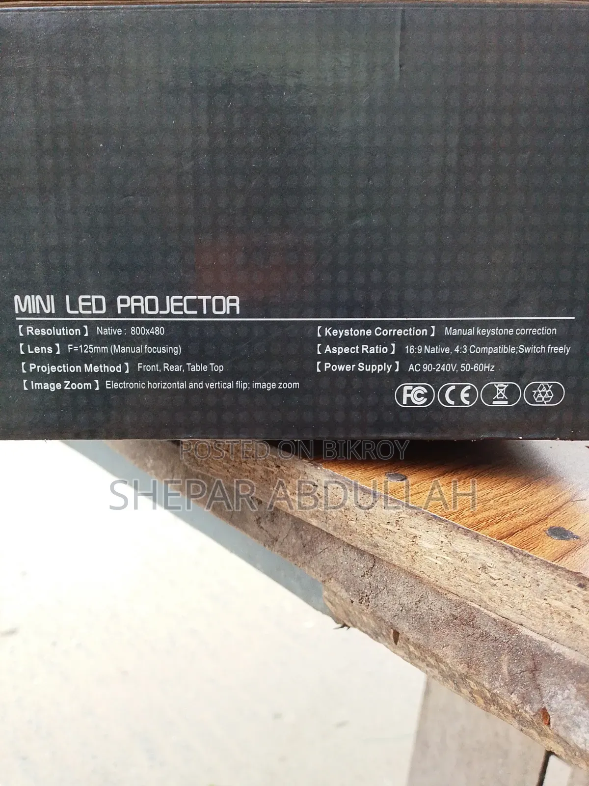 1 Projector for Sale
