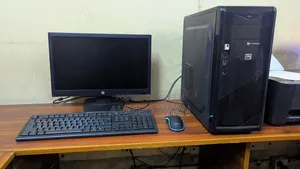 Desktop Computer MSI Pro 24 7NC 4GB AMD Ryzen 3 SSD 256GB