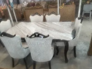 ০৬ চেয়ারের ডাইনিং টেবিল