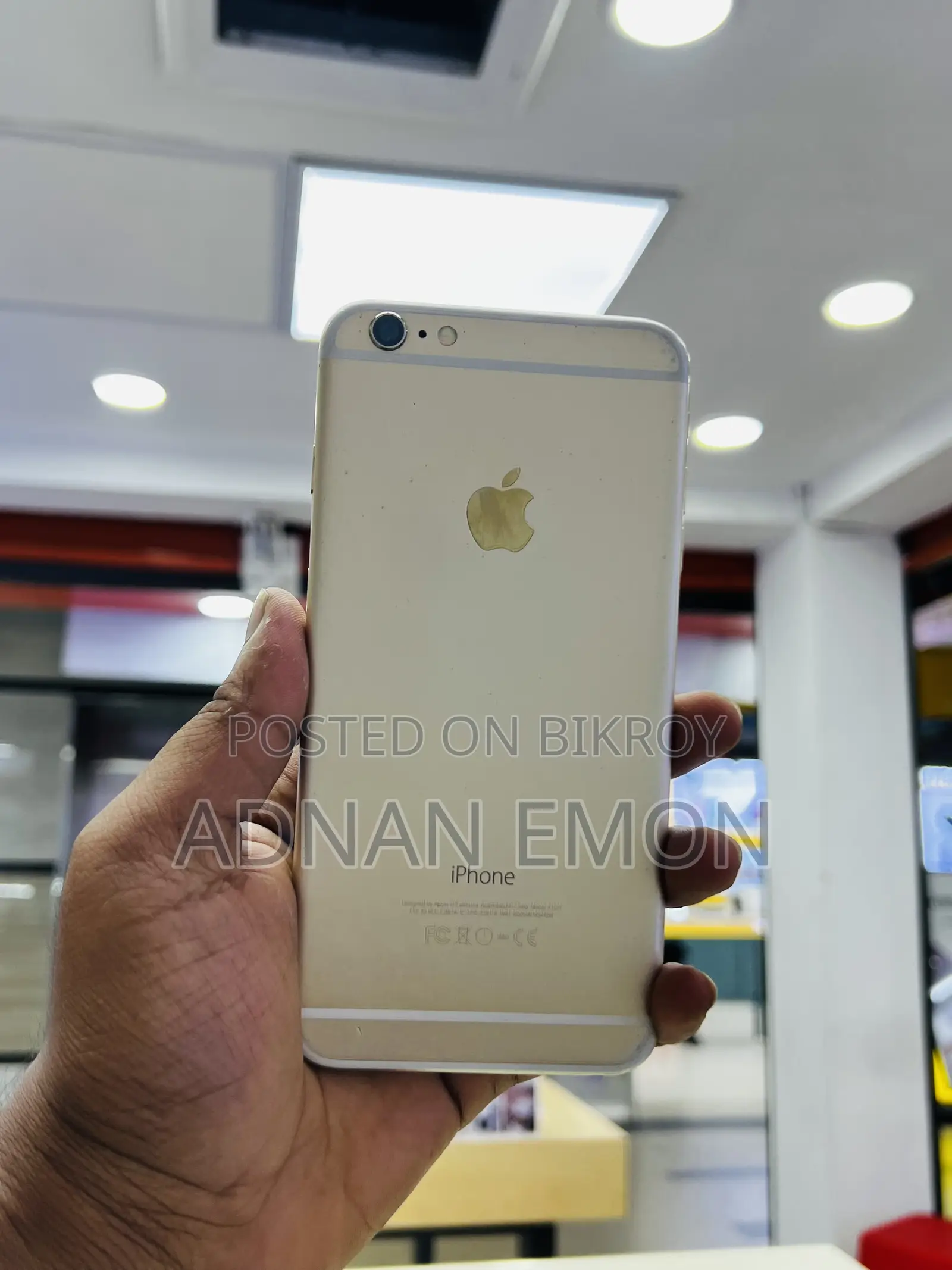 Apple iPhone 6s 128 GB Gold