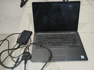 Laptop Dell Latitude 5300 8GB Intel Core i5 SSD 256GB