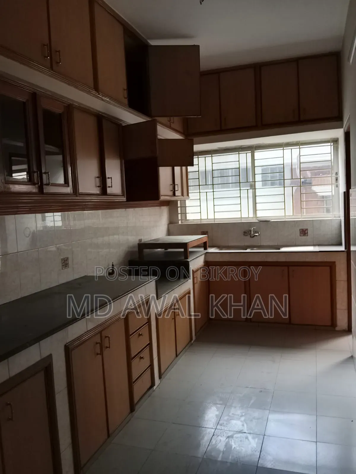 3-bedroom Apartment in Gulshan for rent