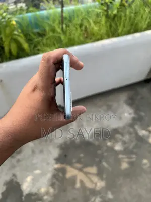 Vivo Y21 64 GB Blue