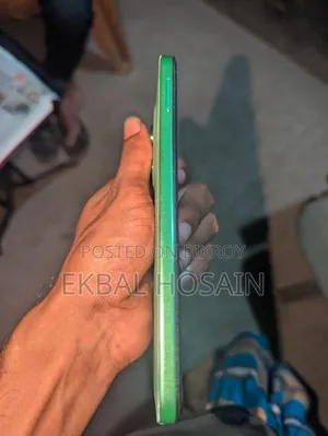 মটোরোলা মটো জি৩৫ ১২৮ জিবি গ্রিন