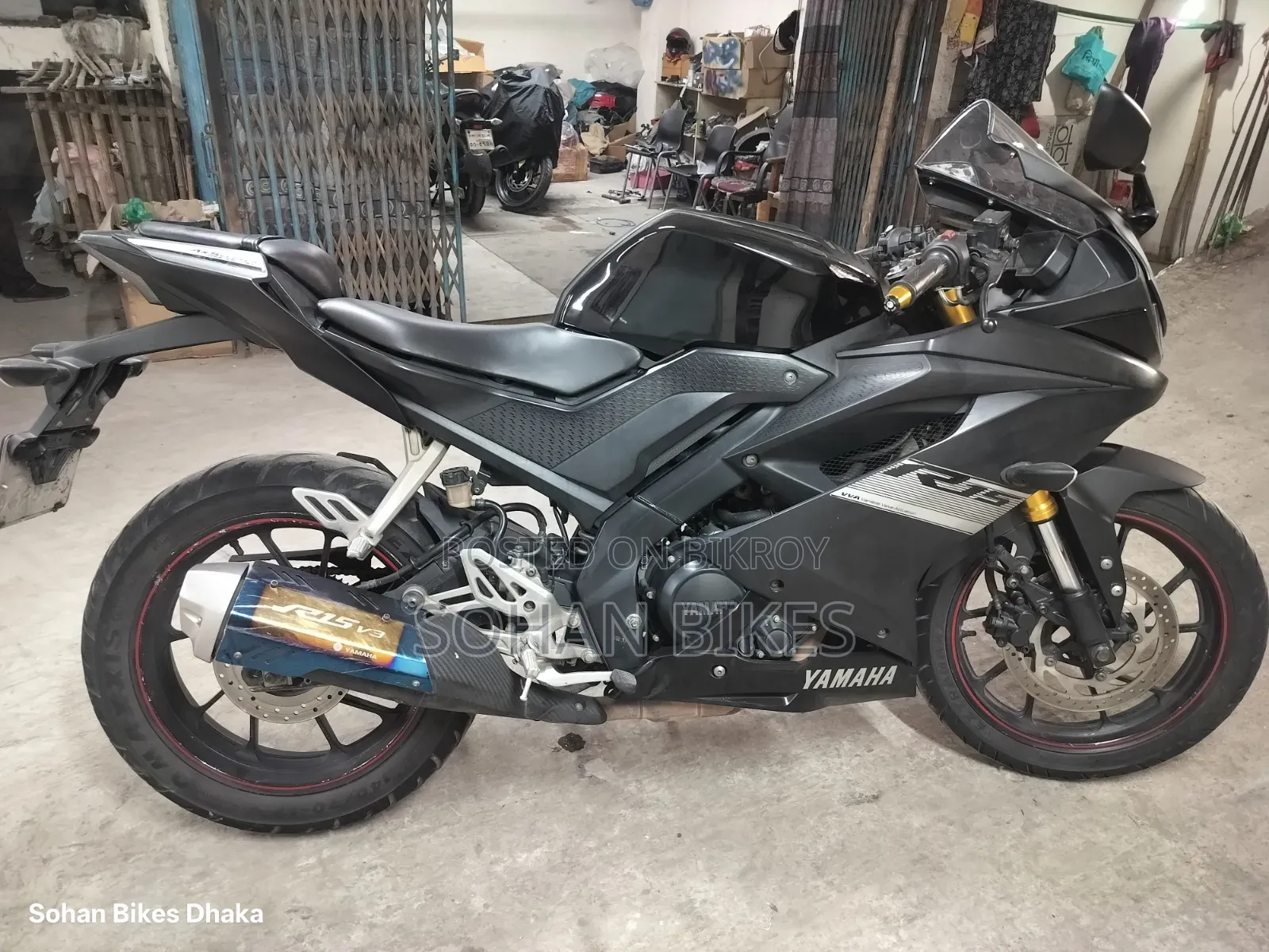 Yamaha R1 2021 Black