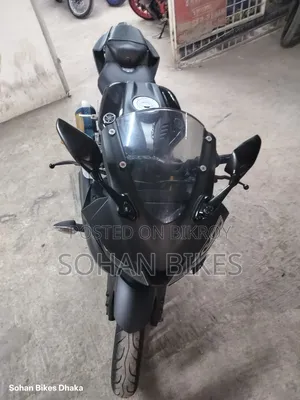 Yamaha R1 2021 Black