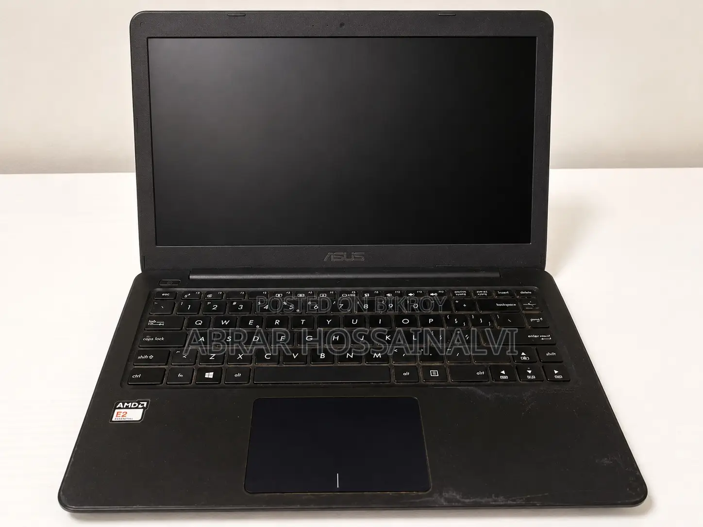 Laptop Asus VivoBook E403NA 4GB AMD A4 HDD 500GB