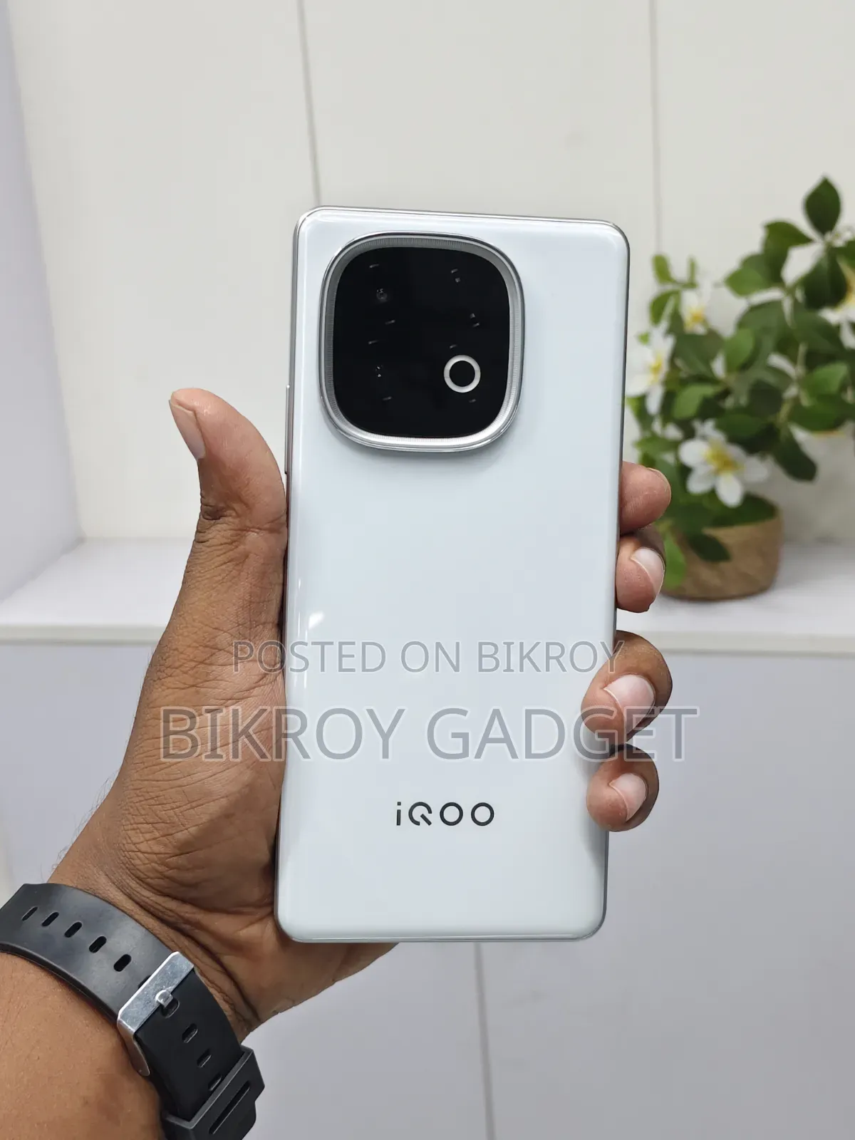 Vivo iQOO Z10 Turbo Pro 256 GB White