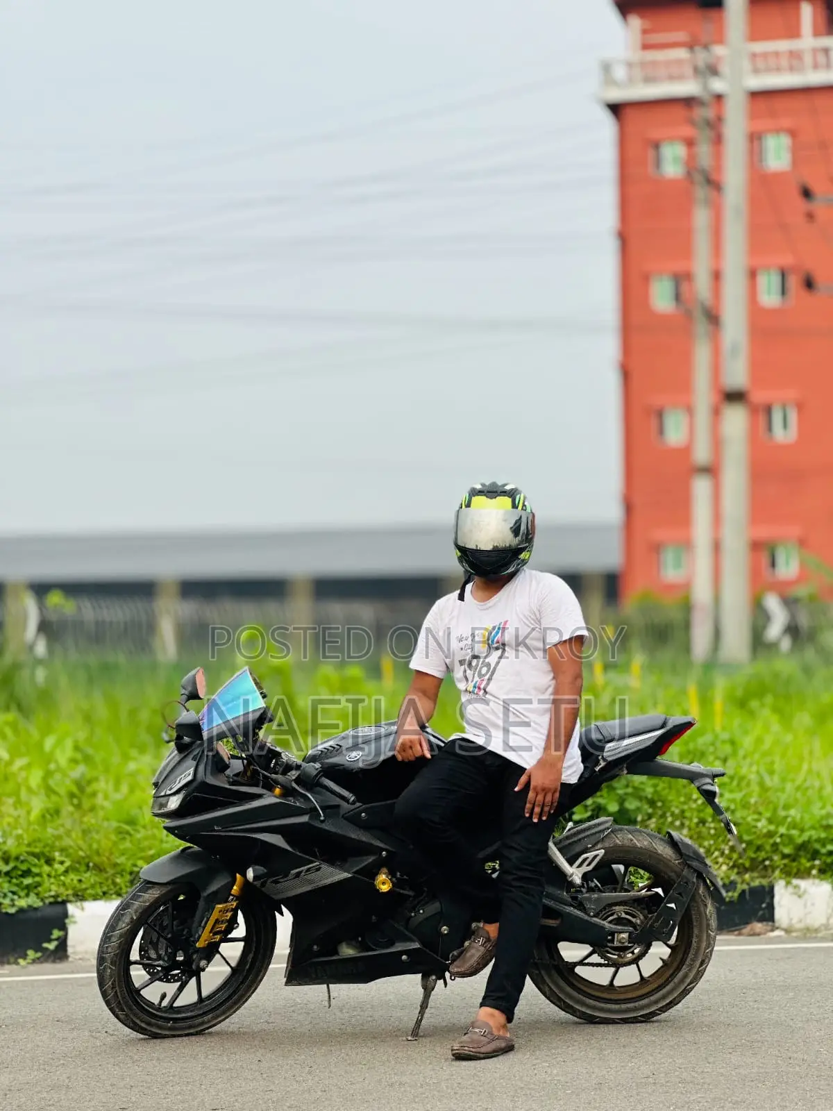 Yamaha R15 V3 2022 Black