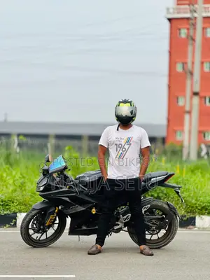 Yamaha R15 V3 2022 Black