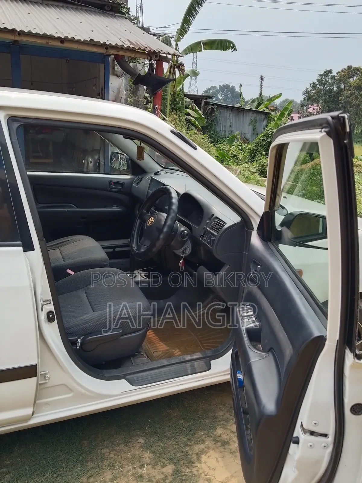 Toyota Succeed 2005 White