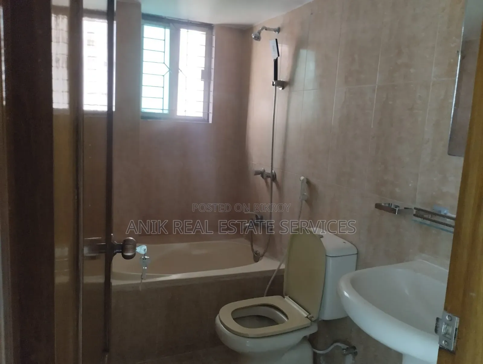 2700 SFT Office Space Rent for Gulshan 2