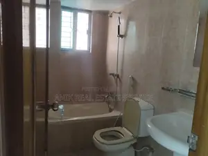 গুলশান ২-এ ২৭০০ বর্গফুট অফিস স্পেস ভাড়া